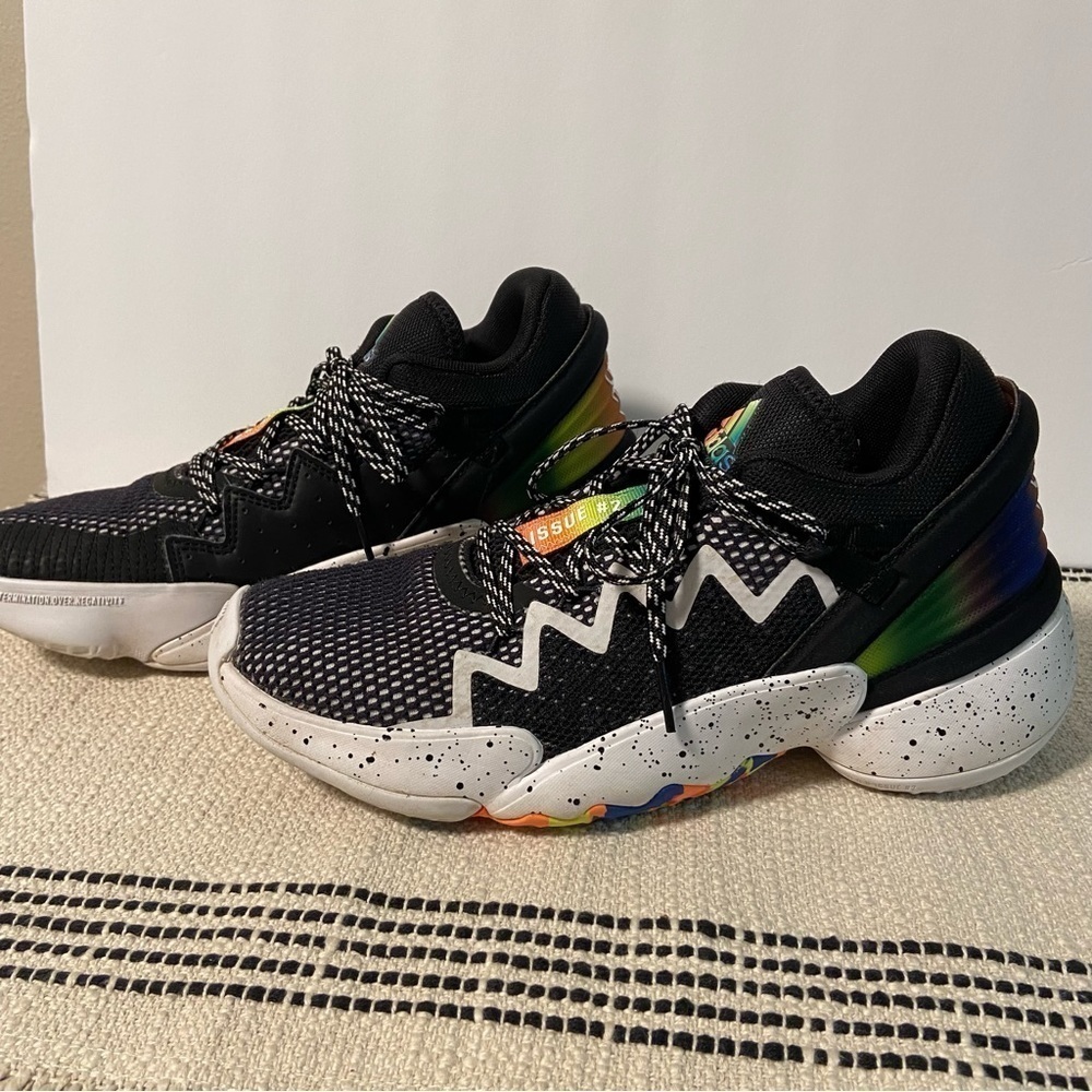 ADIDAS / D.O.N. Issue #2 Basketball Shoes Size 6